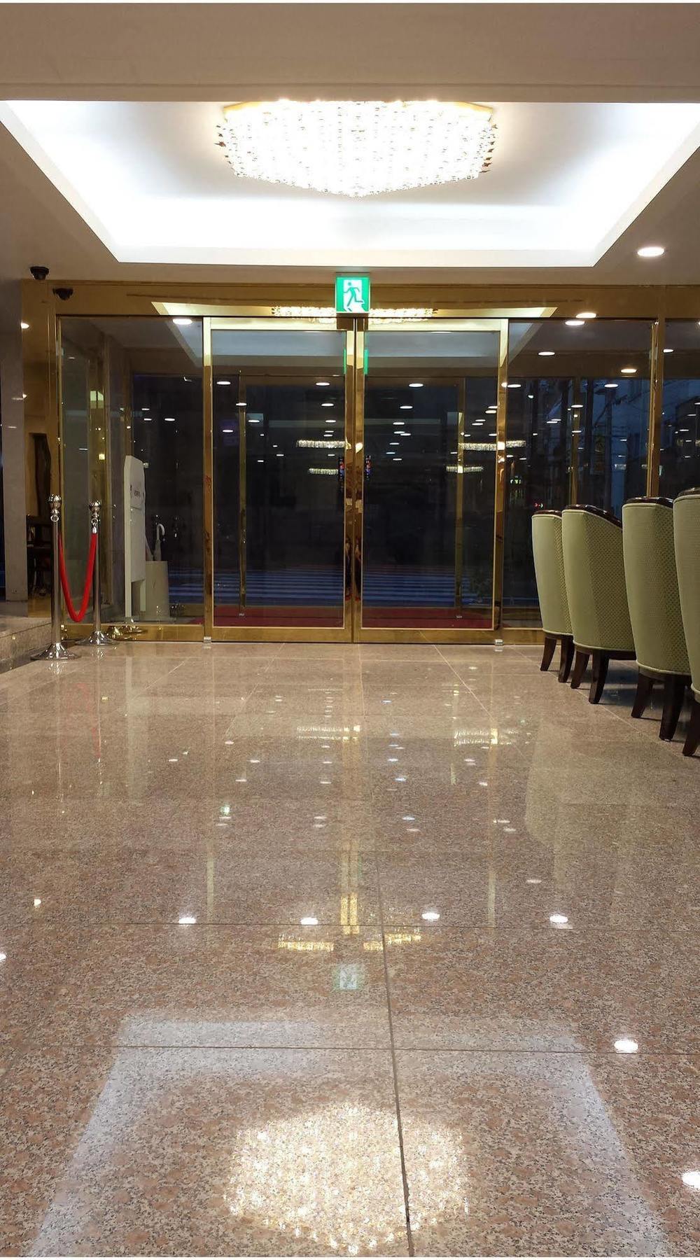 Hotel Osaka Keiko Exteriér fotografie